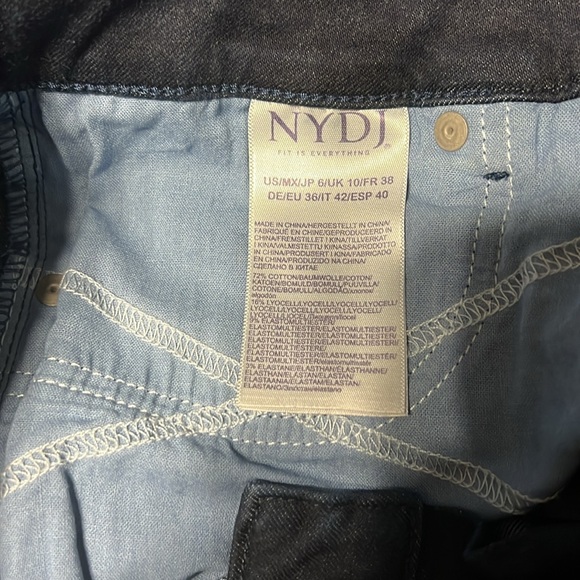 EUC NYDJ Cropped Jeans - Picture 6 of 7